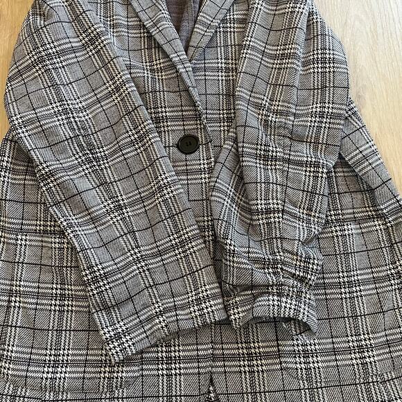 Max Studio Women’s Black & White Plaid Single Button Blazer Sz M - Picture 5 of 8
